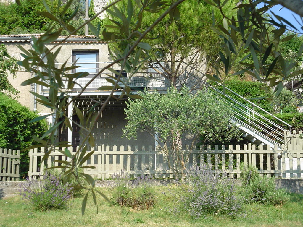 Bed and Breakfast La Cabane De Pepe Emilien Chomerac Экстерьер фото
